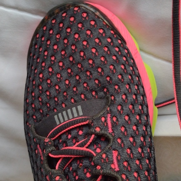 Under Armour Women's speed form gray- pink running - Picture 6 of 11